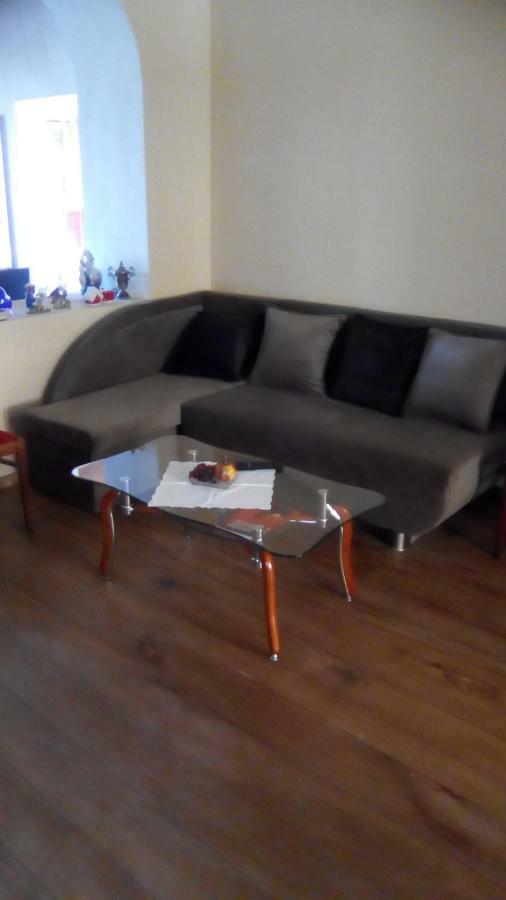 Hotel Natia Telavi Esterno foto